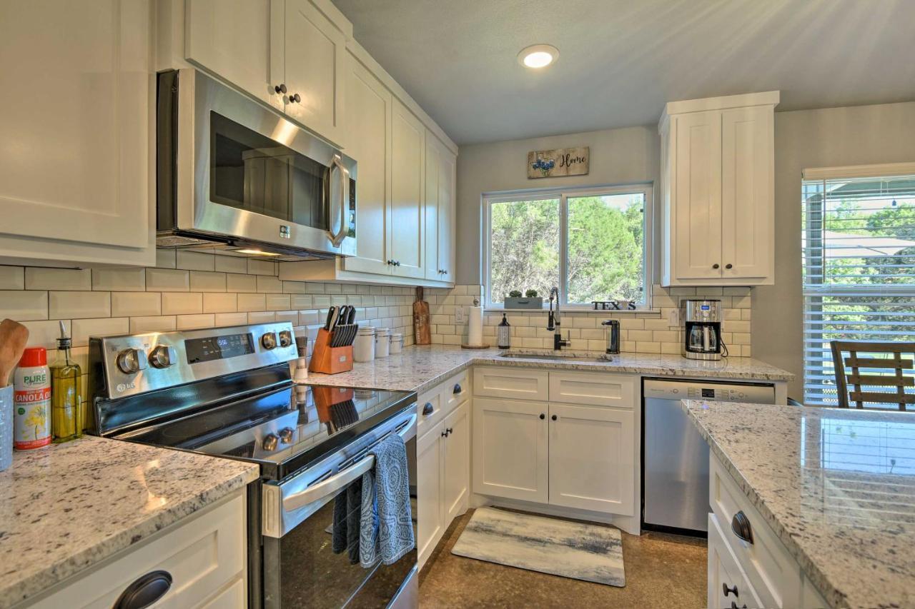 Granbury Home With Hot Tub And Furnished Patio! 외부 사진