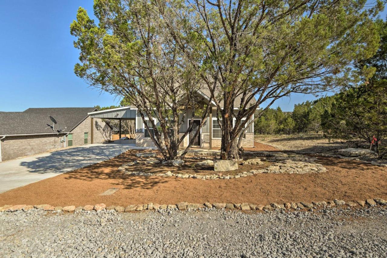 Granbury Home With Hot Tub And Furnished Patio! 외부 사진