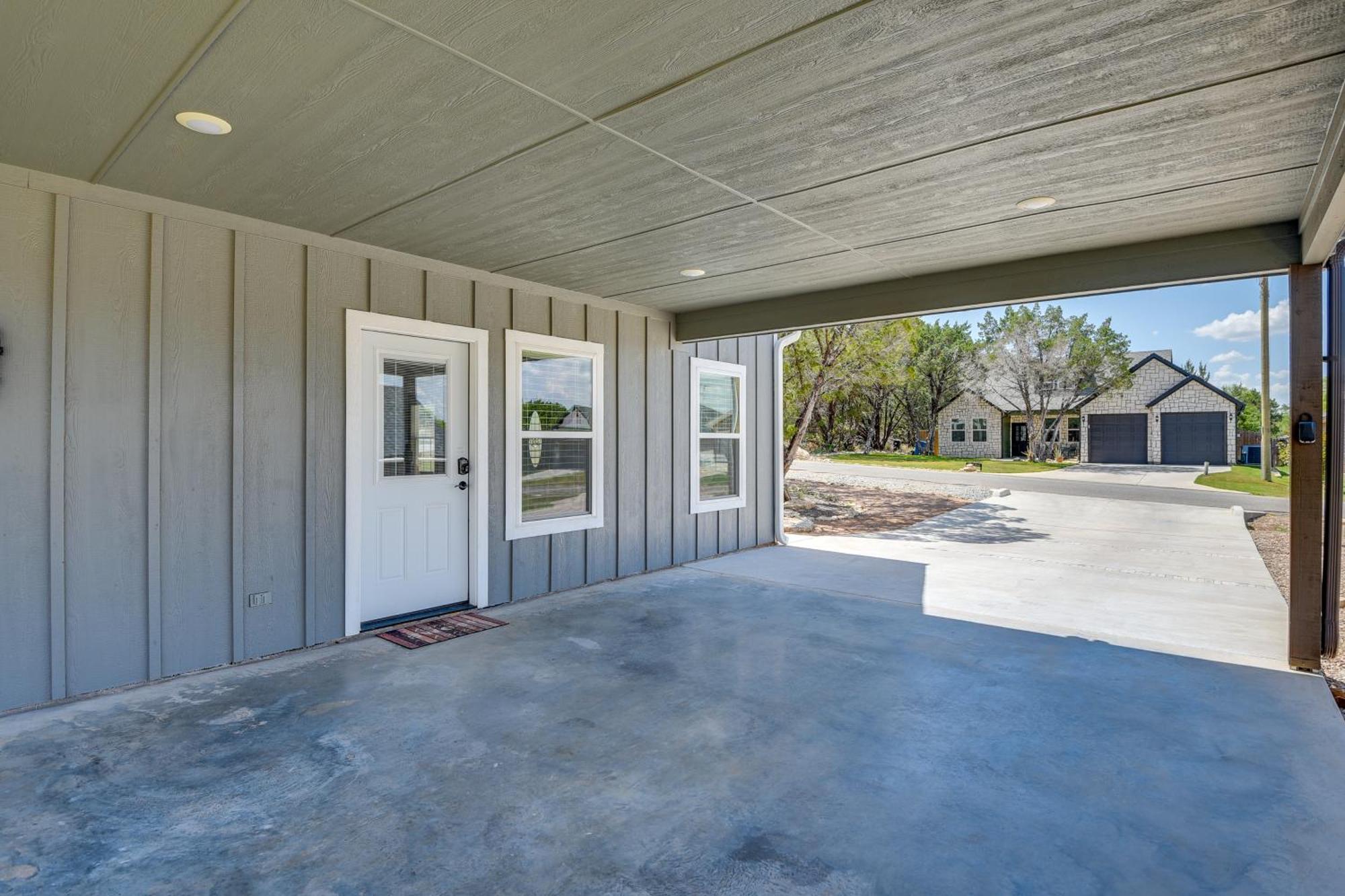 Granbury Home With Hot Tub And Furnished Patio! 외부 사진